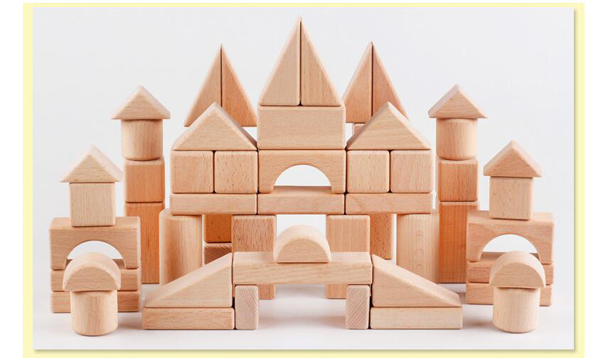 Kreativität fördern: Die besten Holzbausteine für kleine Baumeister
