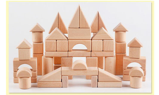 Kreativität fördern: Die besten Holzbausteine für kleine Baumeister